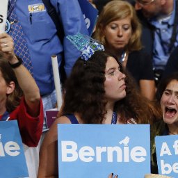 bernies-political-revolution-gets-its-night